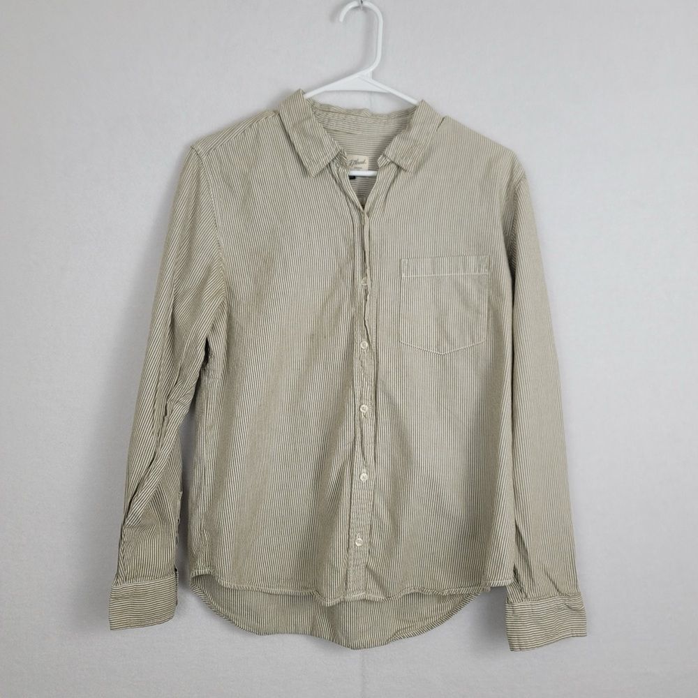Universal Thread Striped Beige Long Sleeve Button Up Blouse Medium 100% Cotton